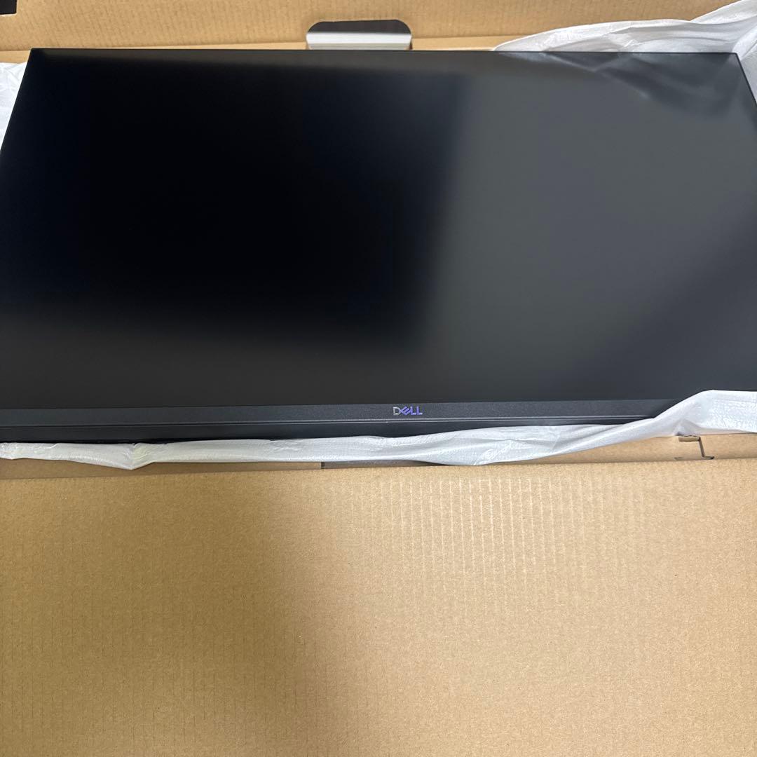 Dell G3223Q 32インチ 4Kモニター 本体