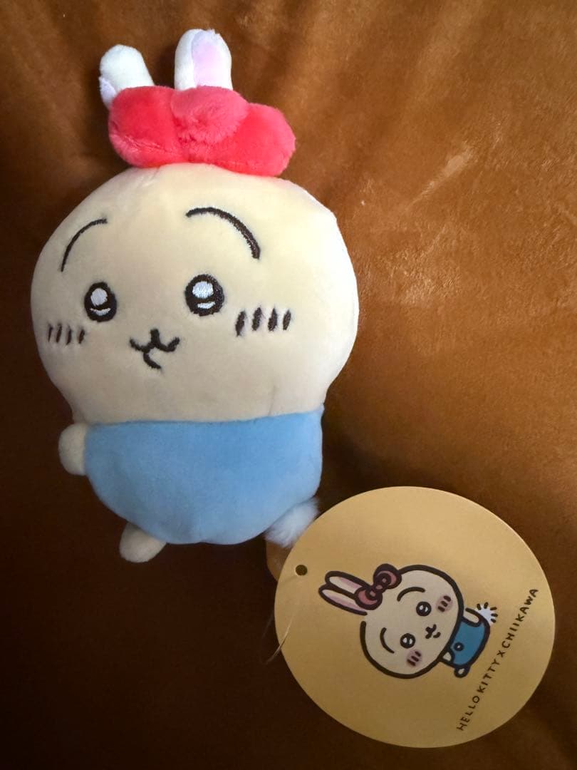 ちいかわ×サンリオキャラクターズ 持ちますマスコットうさぎ