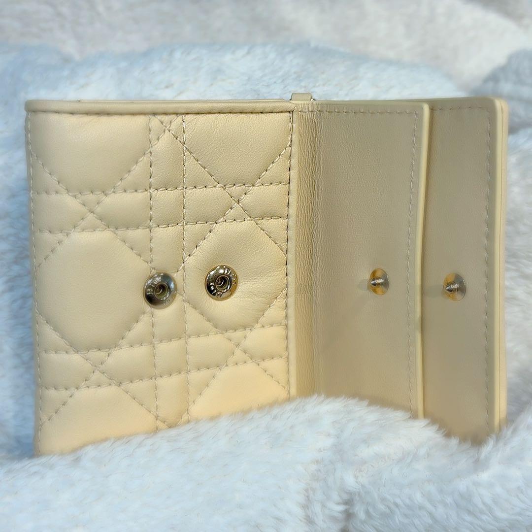 新品未使用 美品 Dior レディディオール　ロータスウォレット現行品　財布