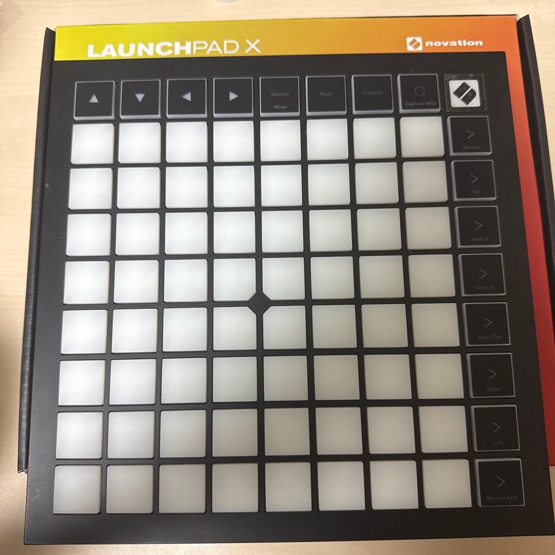 【極美品】Novation LaunchPad X