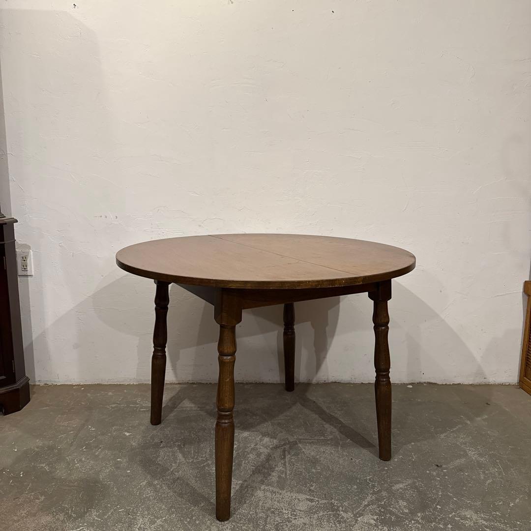 ヴィンテージ　ラウンドテーブル　ダイニングテーブル