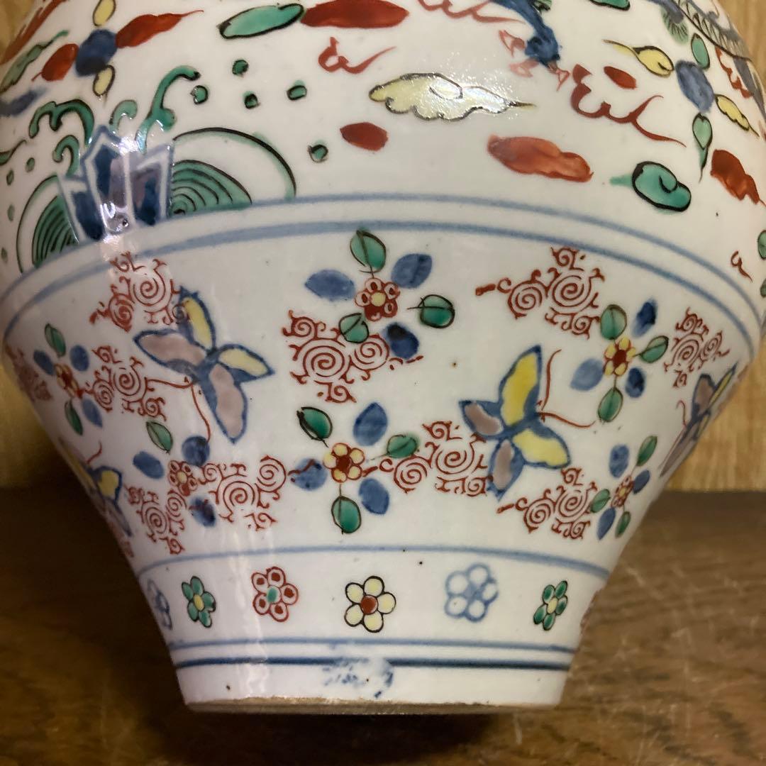 中国　色絵　瓶　龍鳳花蝶図　大明萬暦年製銘