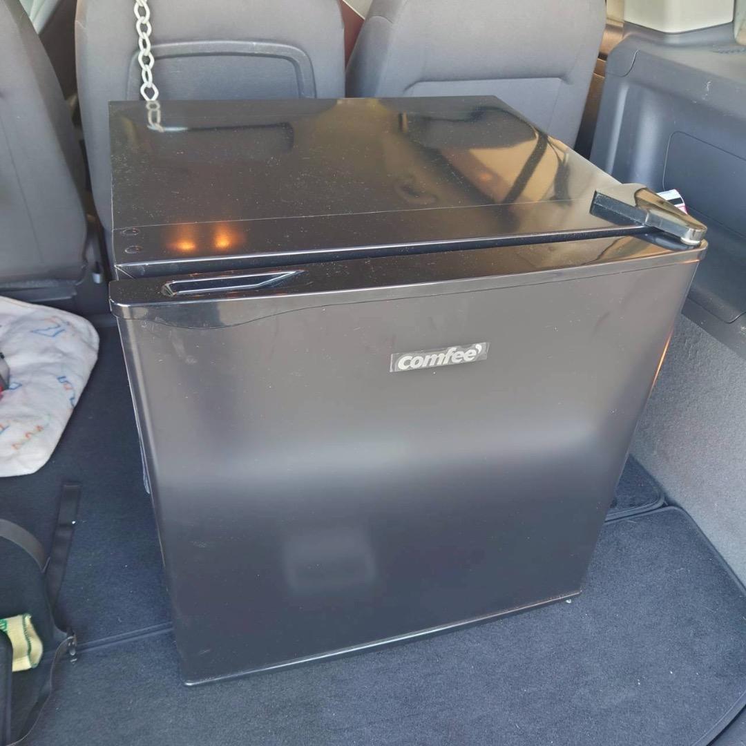 【良品】コンフィー　1ドア冷蔵庫　45L　2025年製　全国送料無料