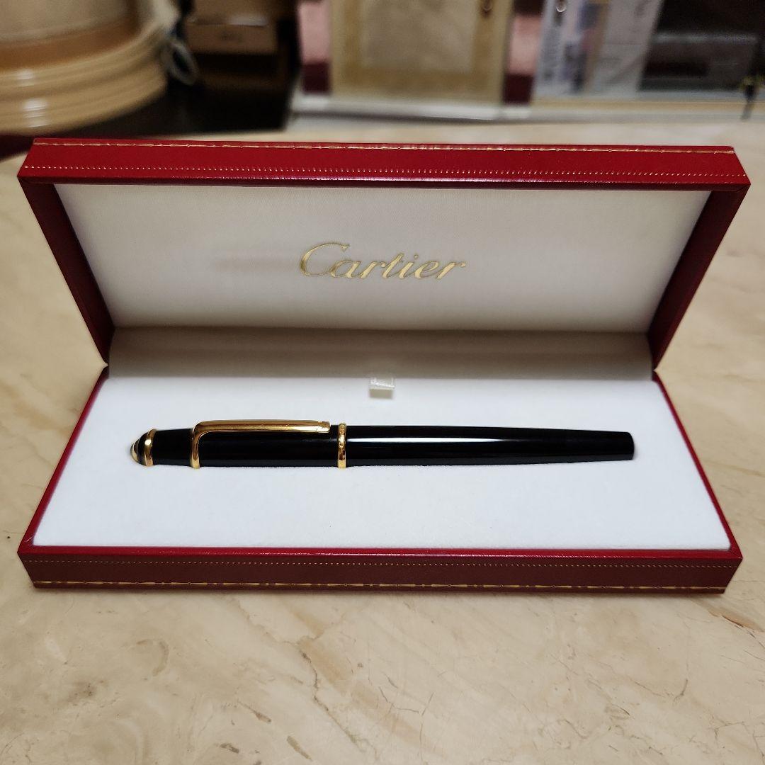 Cartier 万年筆 黒 ゴールド装飾