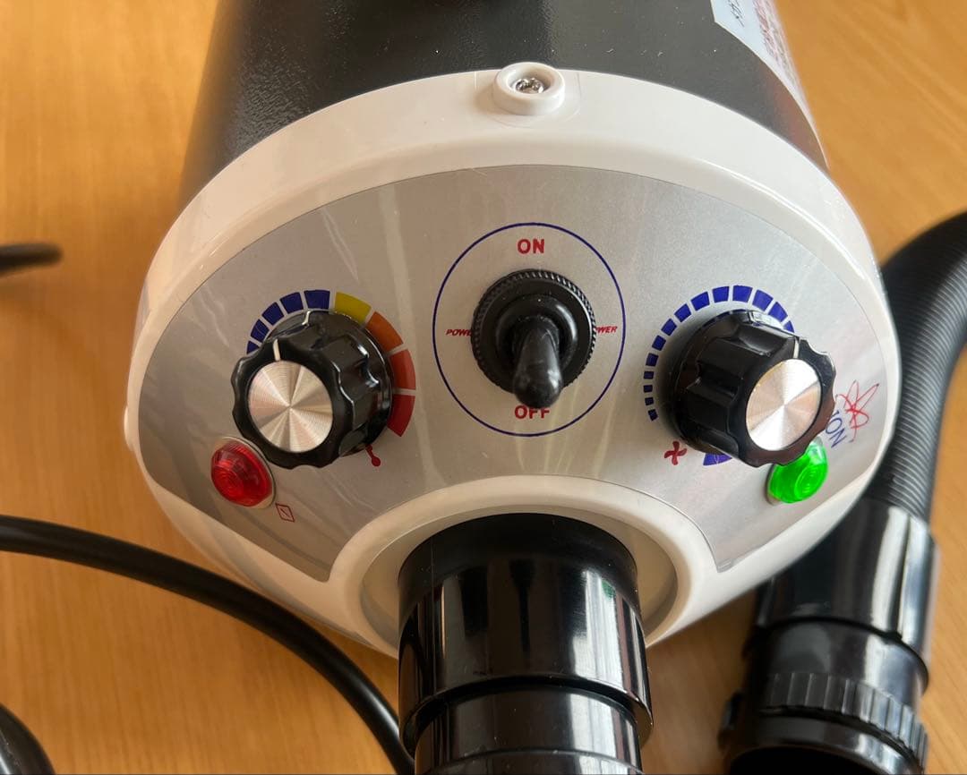 メガブロー ペットドライヤー プロ仕様 風量・温度無段階調節　おまけ付♪