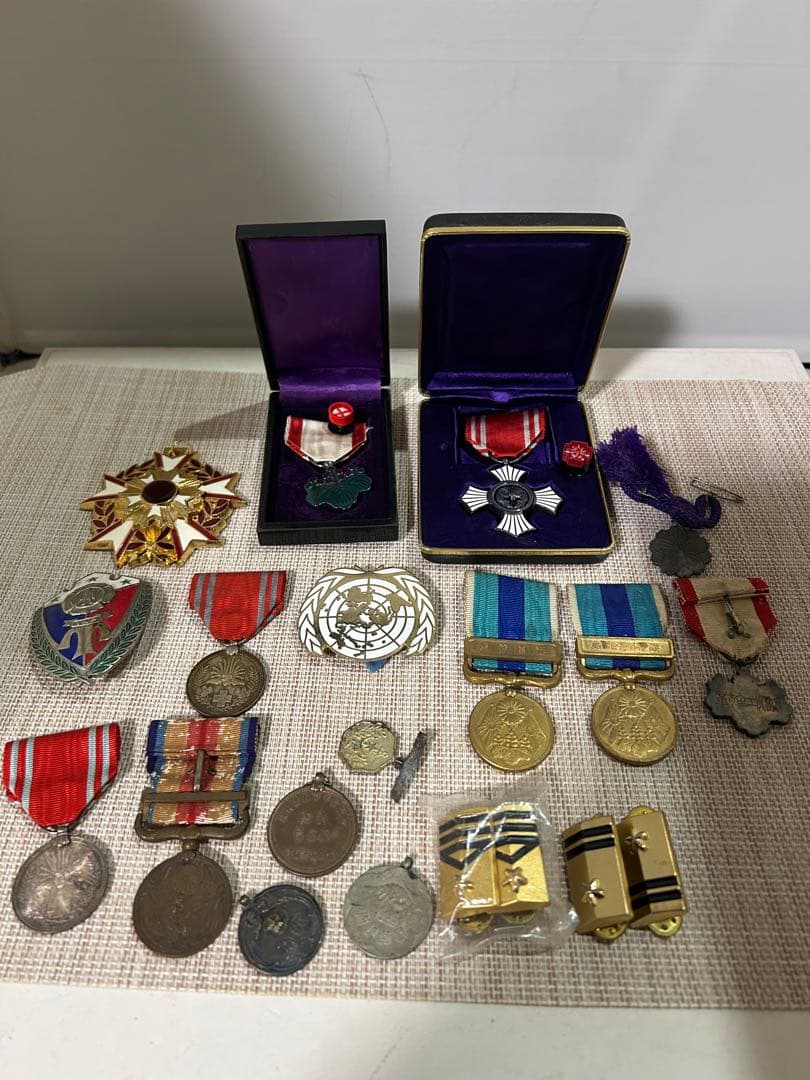 勲章とメダルのコレクション