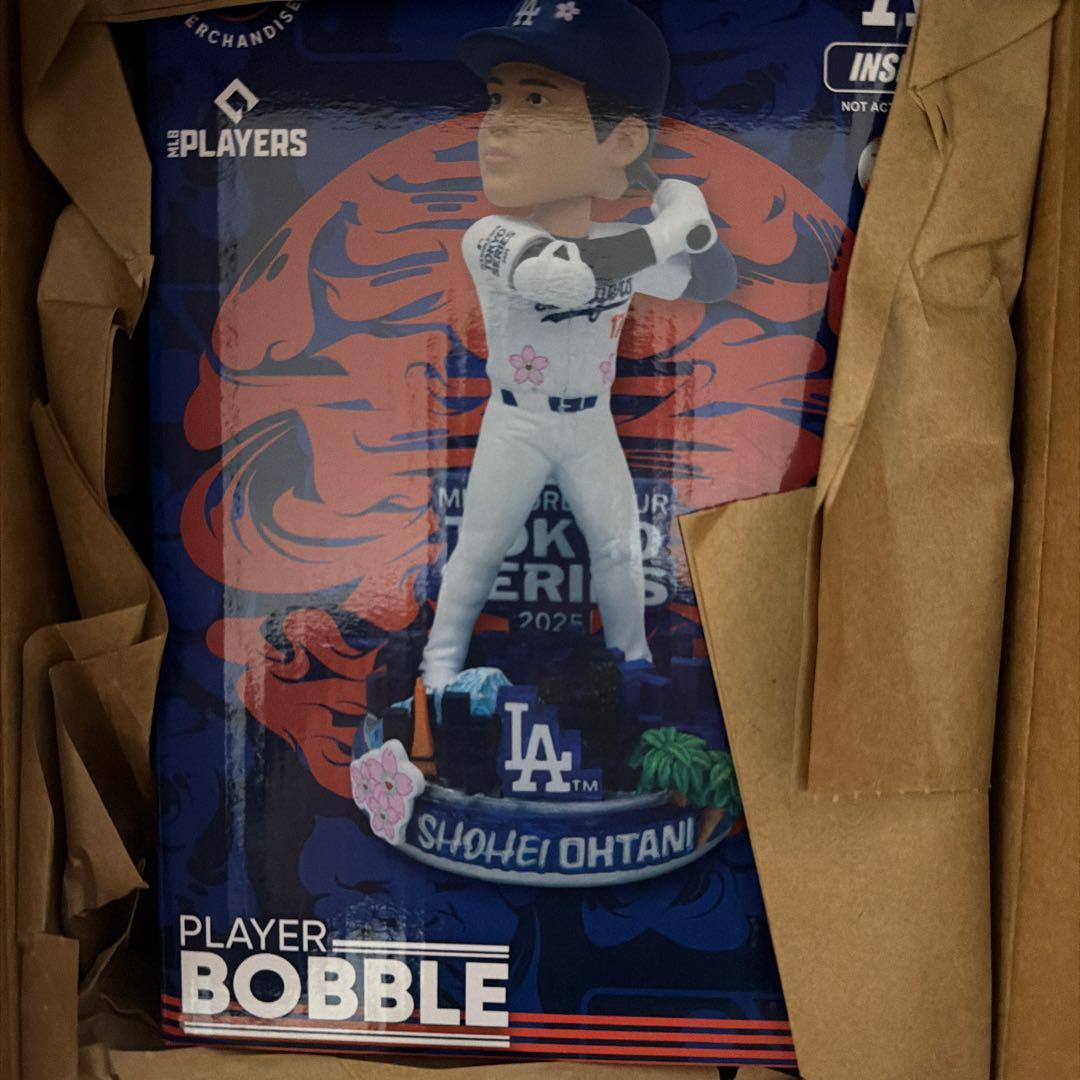 大谷翔平　ドジャース　村上隆　ボブルヘッド　MLB