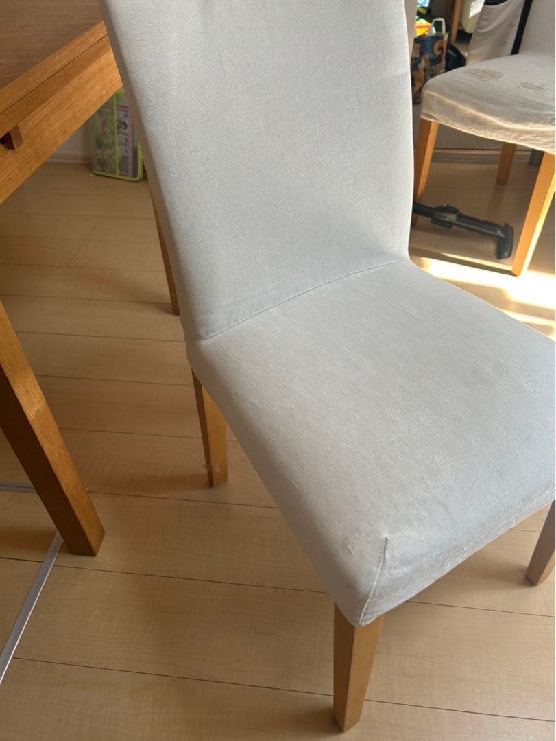 【かつ‼︎】無印良品　サイドテーブルとダイニングテーブルと椅子2脚付き