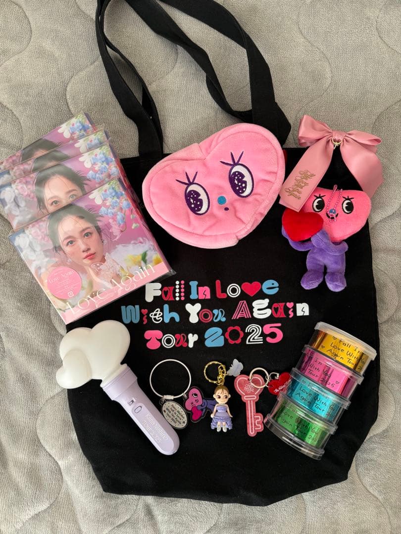 西野カナ グッズ