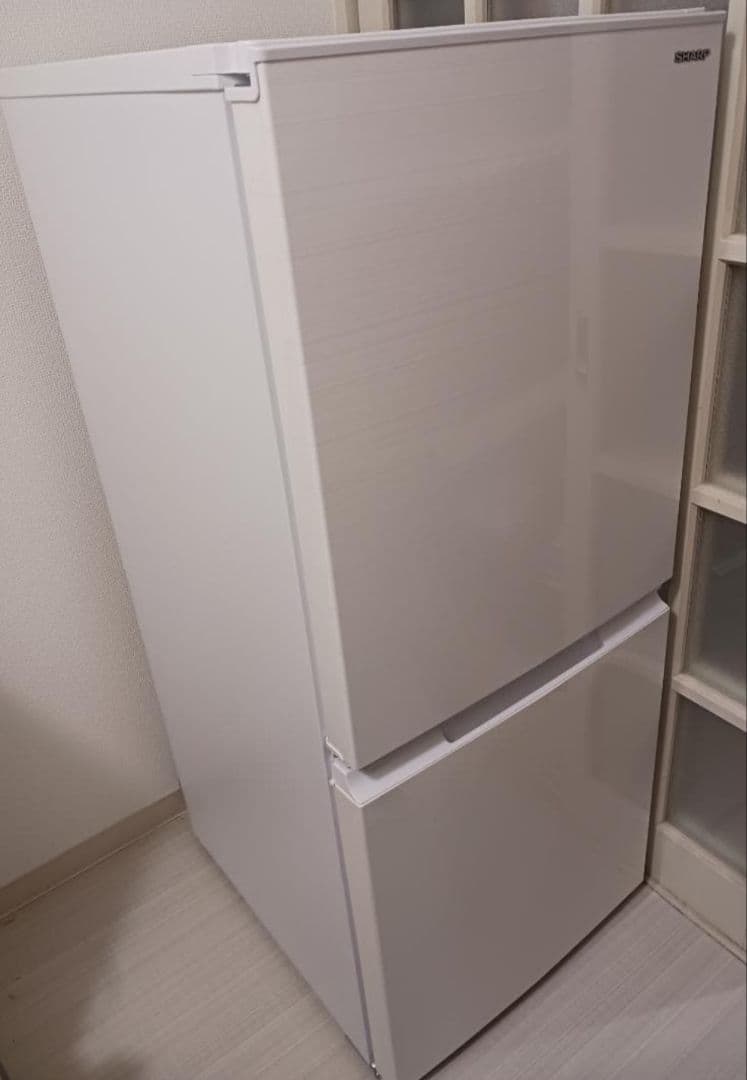 冷蔵庫　SHARP SJ-D15G-W 2021年製