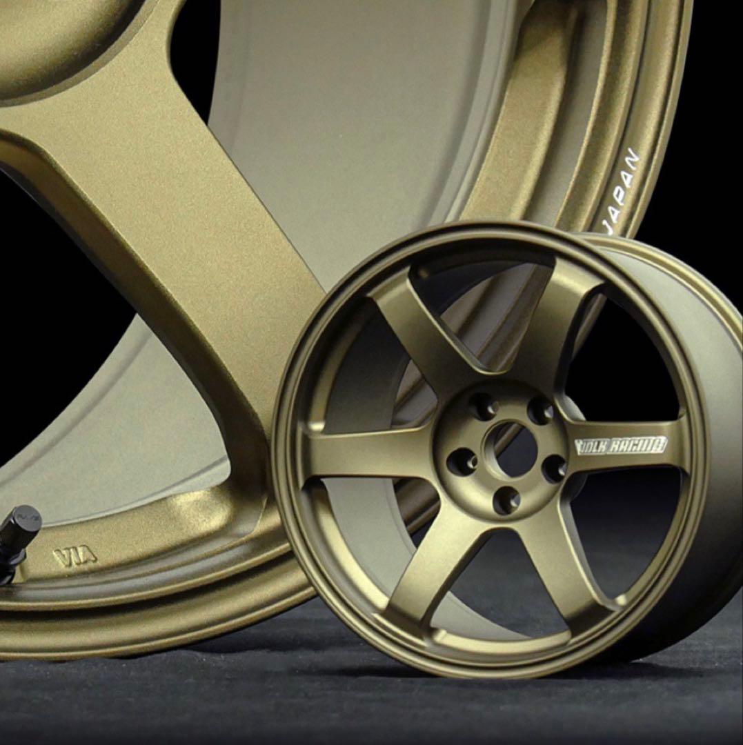 RAYS VOLKRACING 1/4 ミニチュア TE37SAGA