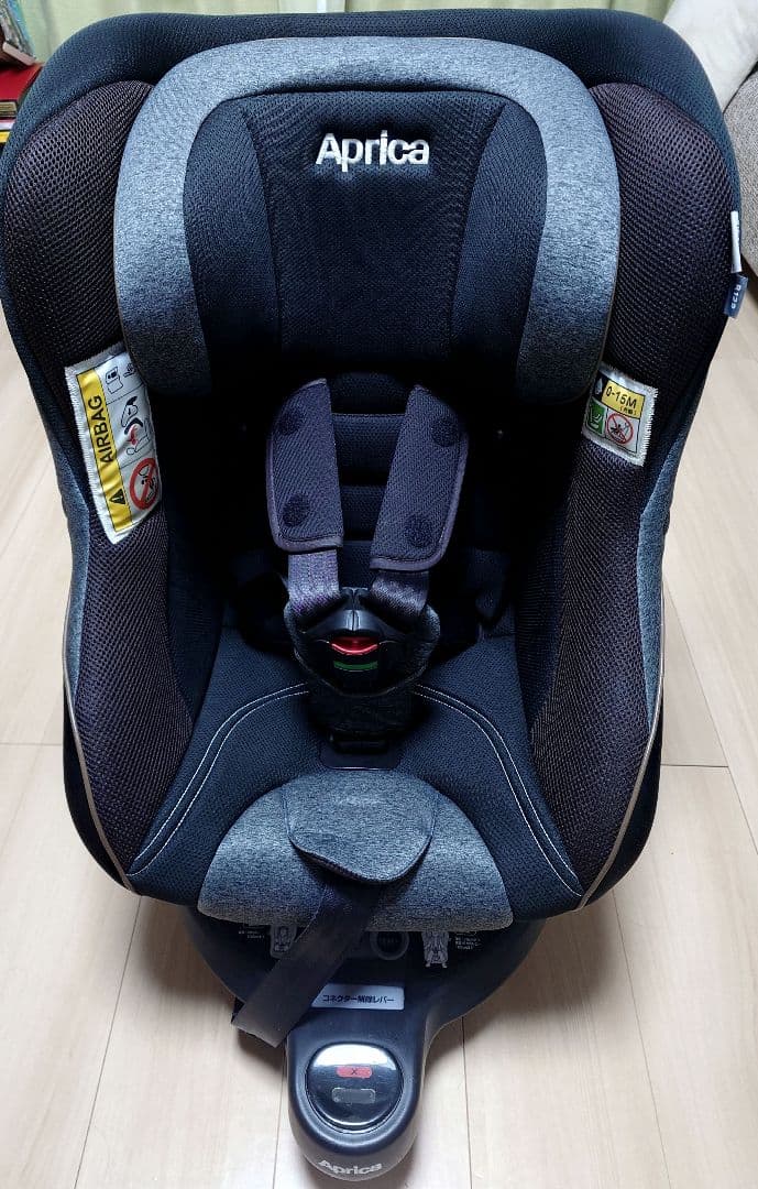 【美品】 アップリカ クルリラ プロテクト ISOFIX チャイルドシート