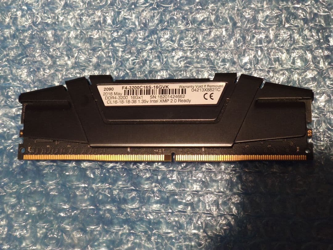G.SKILLデスクトップ用メモリ 16GB DDR4 3200 動作品OC向け