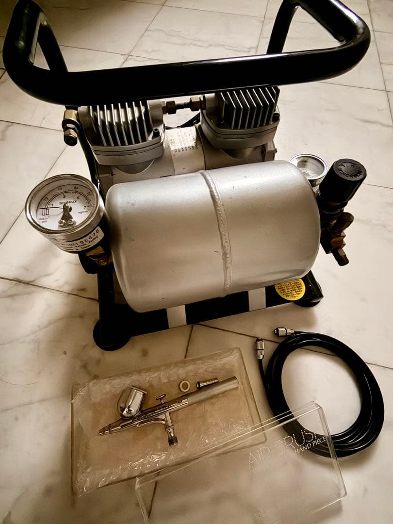 エアブラシ + ミニ エア コンプレッサー セット