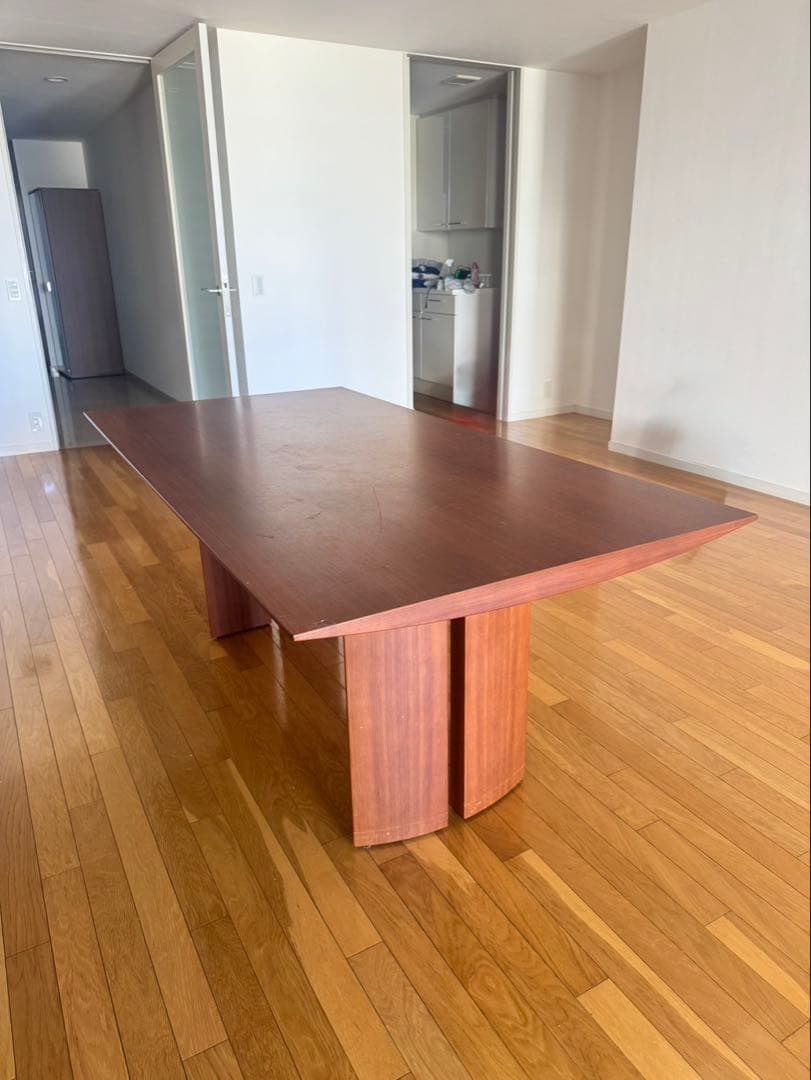 arflex TAVOLO NAVE ダイニングテーブル　アルフレックス