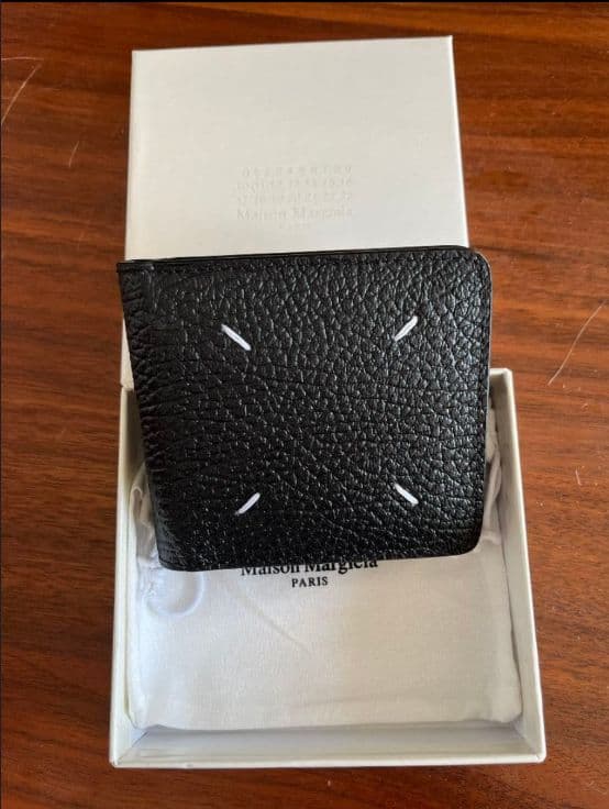 【美品】Maison Margiela ブラック 二つ折り財布