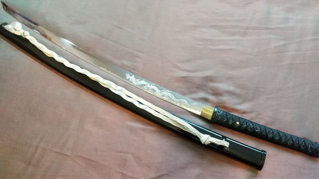 【龍彫り尖り互の目刃紋】模造刀 舞踊 模擬刀 拵え 喰出し鍔 刀剣 日本刀 刀