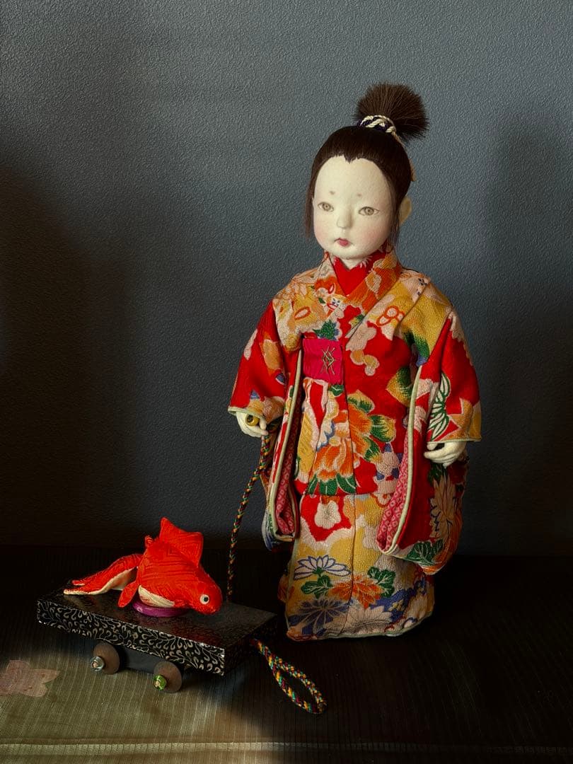 創作人形　金魚(高さ35cm)