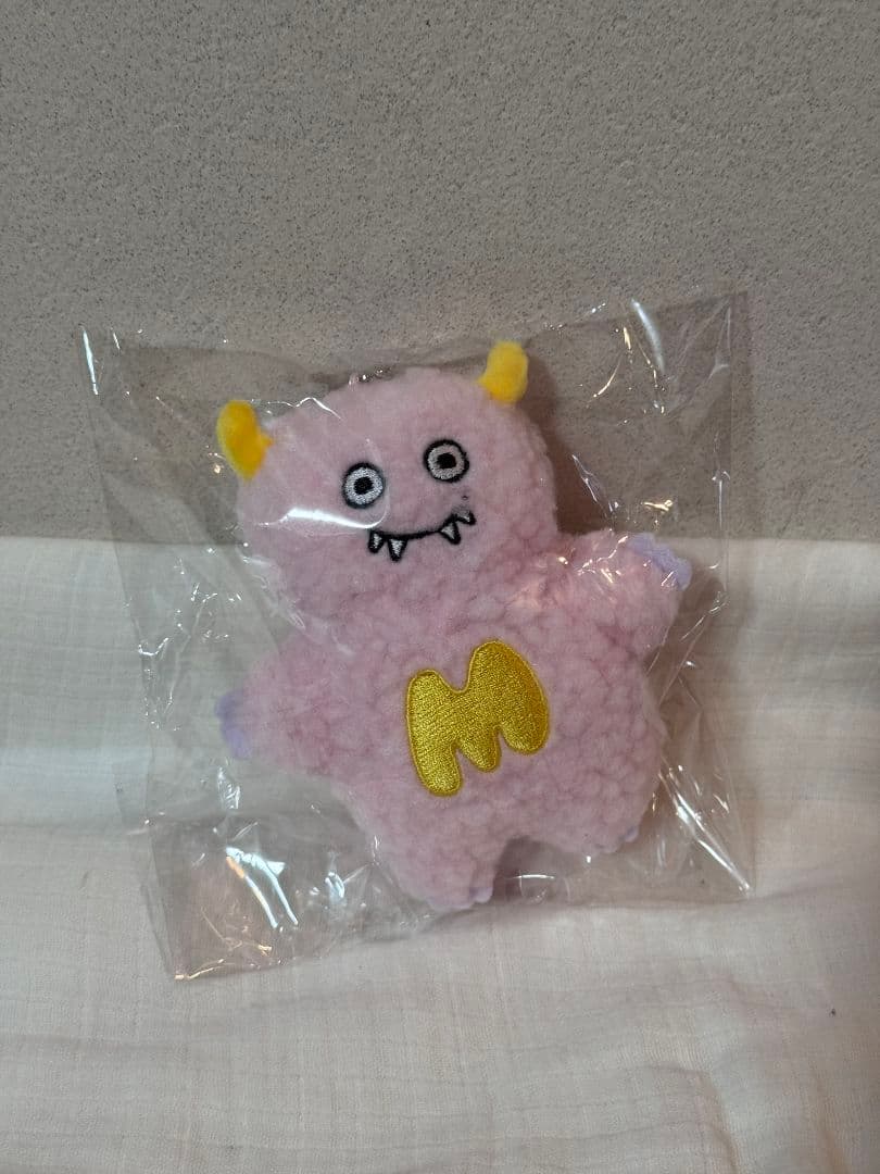 マルシィ　心の奥に潜む怪獣ぬいぐるみチャーム