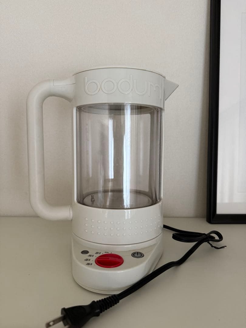ボダム電気ケトル　ガラスケトル白