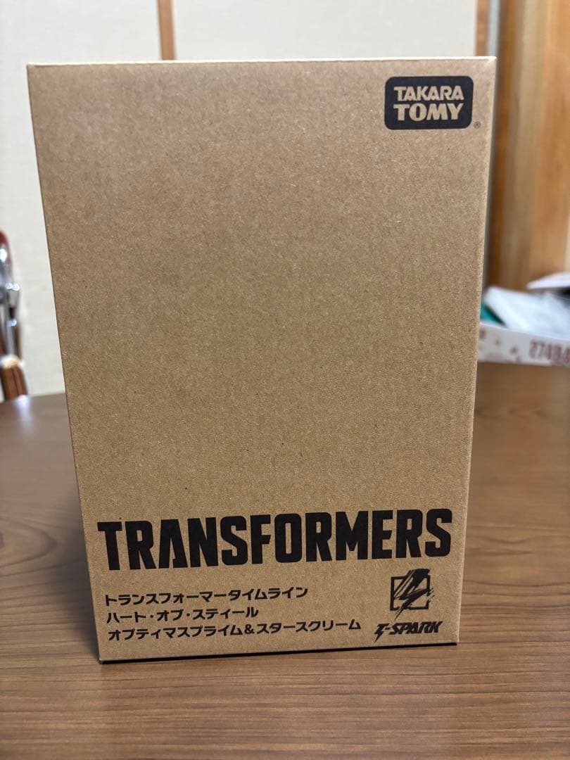 トランスフォーマー　タイムライン　オプティマスプライム ＆スタースクリーム