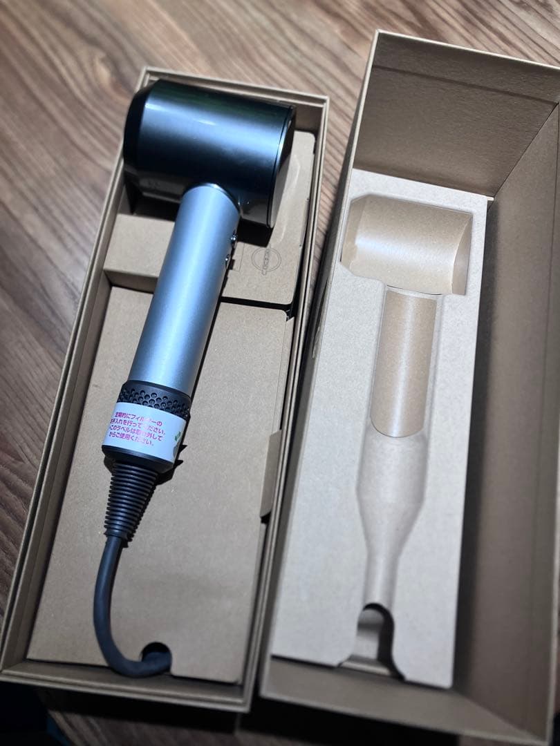 【新品】dyson supersonic professional ドライヤー