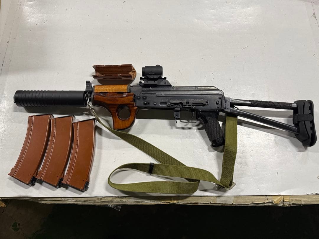 最終値下げ bolt airsoft aks74un