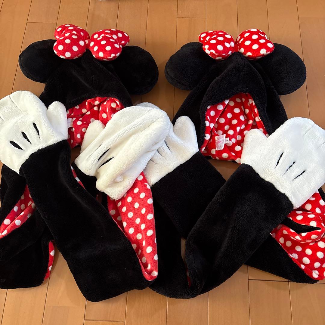 【美品】ディズニー ミニー ファンマフラー 水玉 赤 2点セット 廃盤品