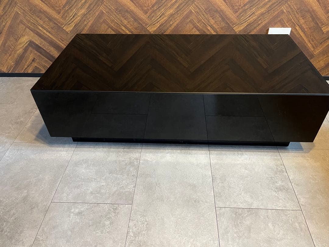 ガラスローテーブル