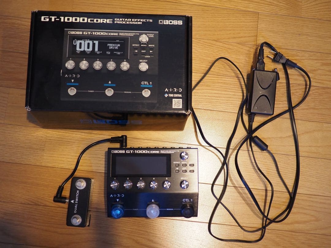 gt1000core 箱付き　フットスイッチ付き