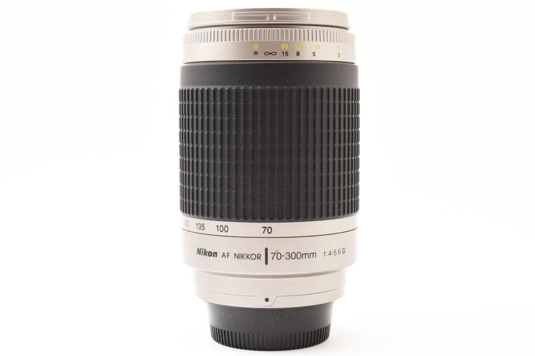 ★極上品★ニコン Nikon 70-300mm f4-5.6 シルバー 677