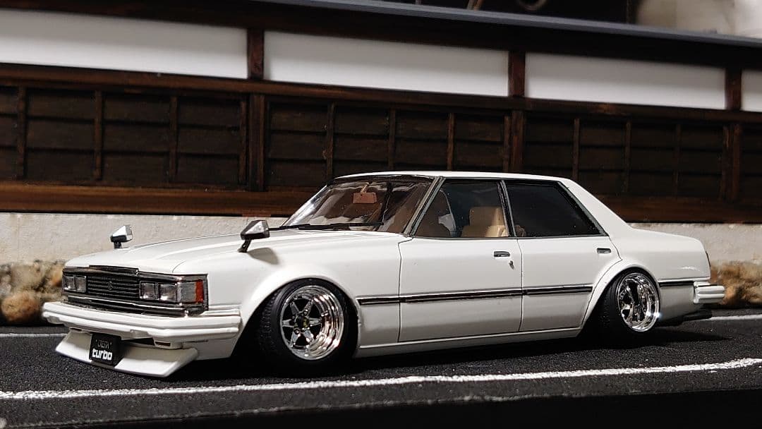 1/24 アリイ 51クレスタ 完成品