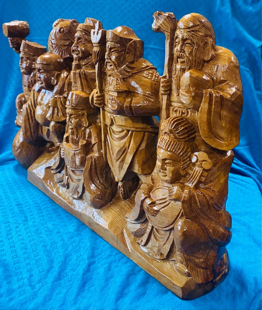 一木彫り　七福神（横幅40cm）