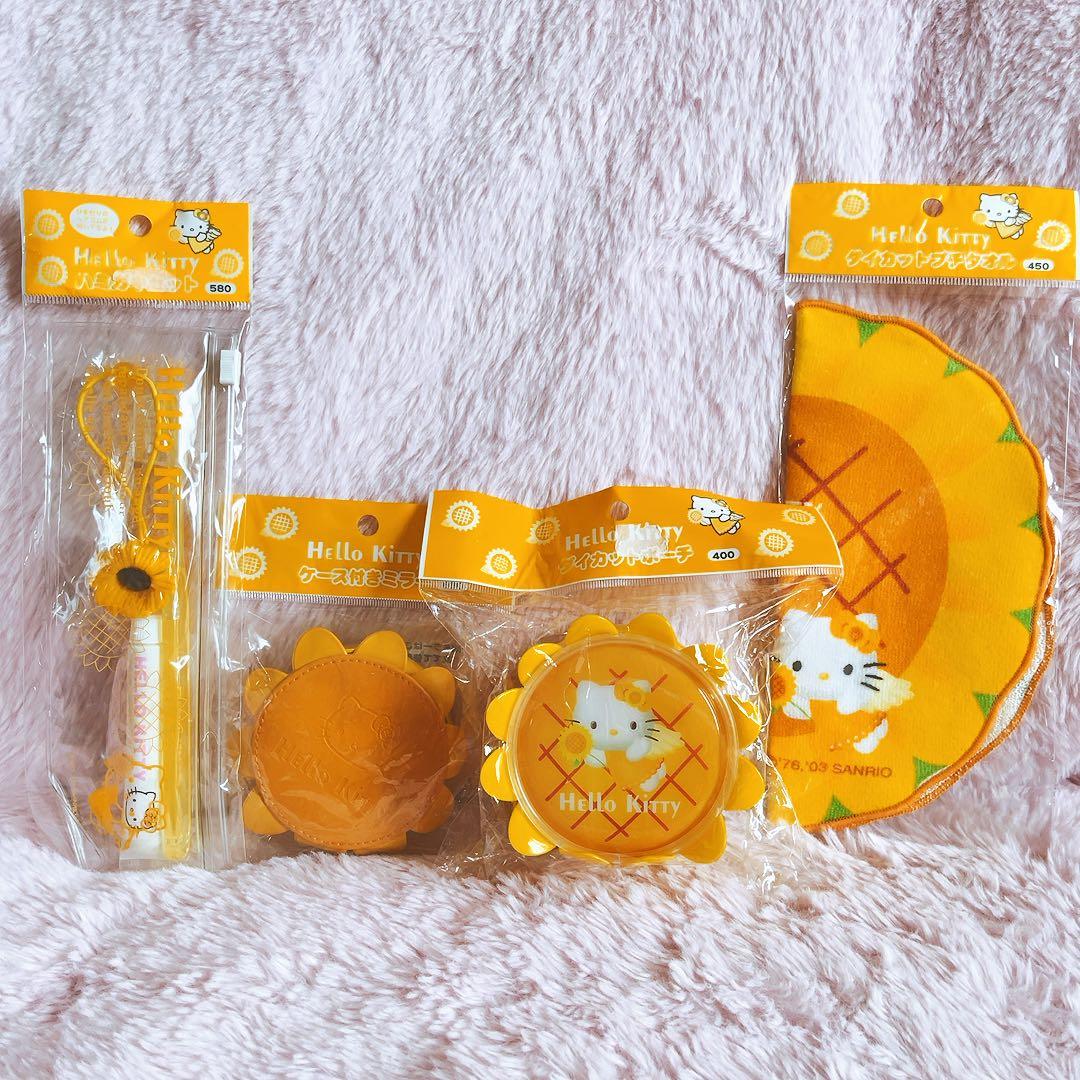 希少レア　ハローキティ　ヒマワリ　ポーチ　ミラー　タオル　2003 サンリオ