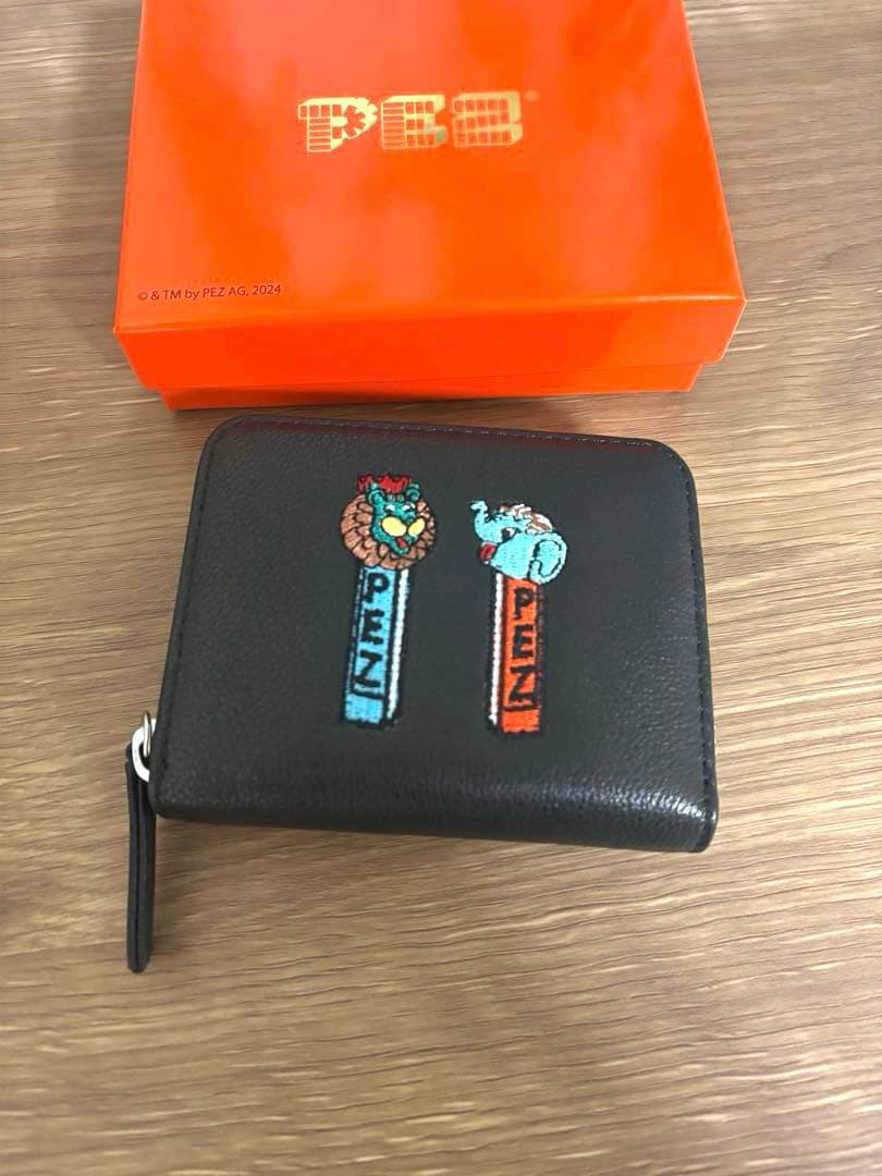 PEZ × perche × ear コラボジャバラ二つ折り財布 ブラック