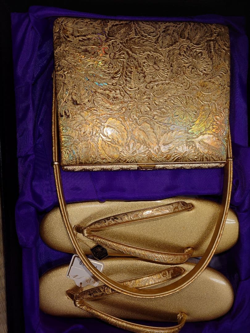 金鷲印　バッグと草履セット　ゴールド