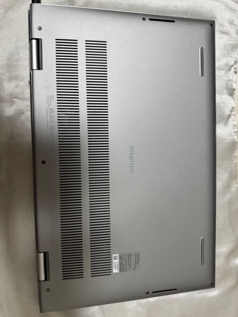 Dell Inspiron 14 5410 2-in-1 ノートPC