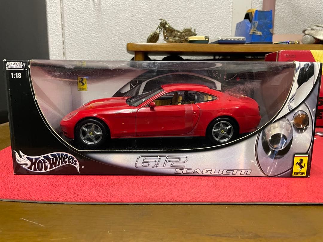 ●HOT WHEELS  フェラーリ　612 スカリエッティ