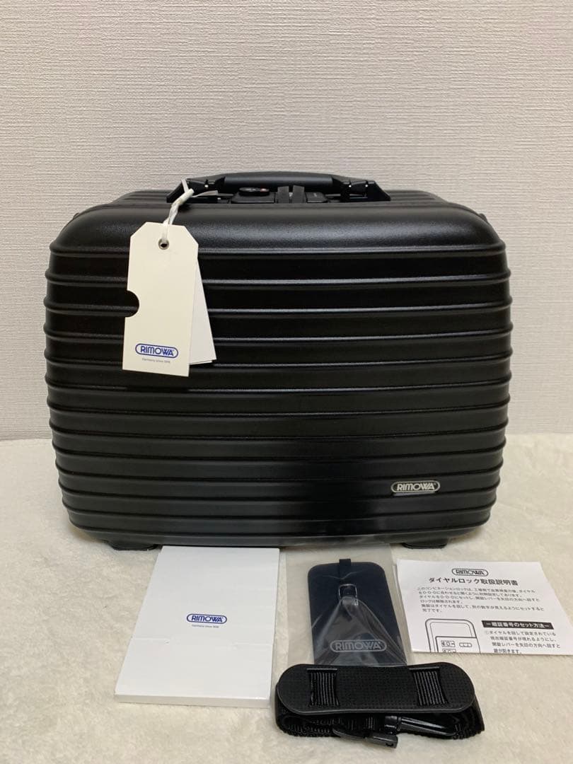新品未使用　リモワ RIMOWA キャリーバッグ サルサ ハンドケース 23L