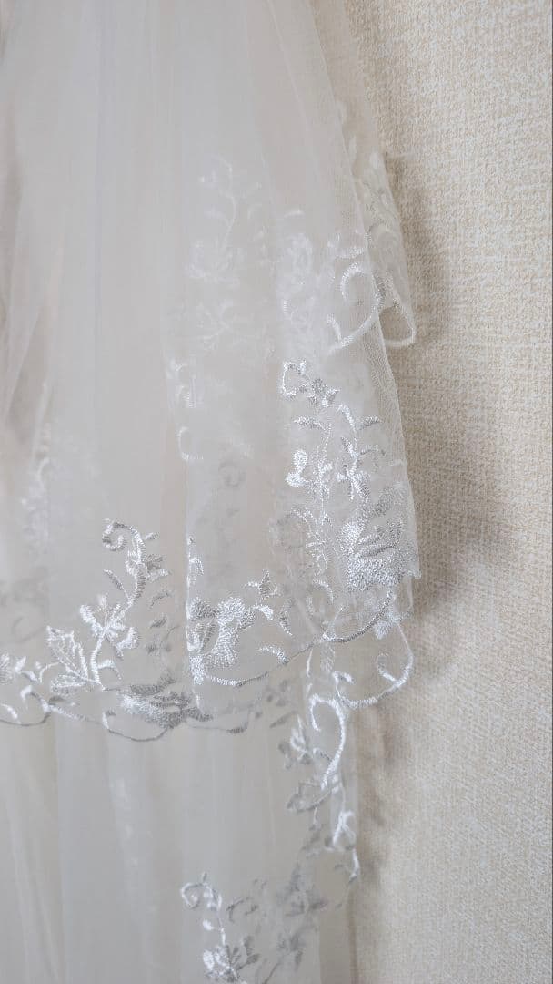 mei/ウェディングドレス　トレーン＆ベール＆インナースカート付き