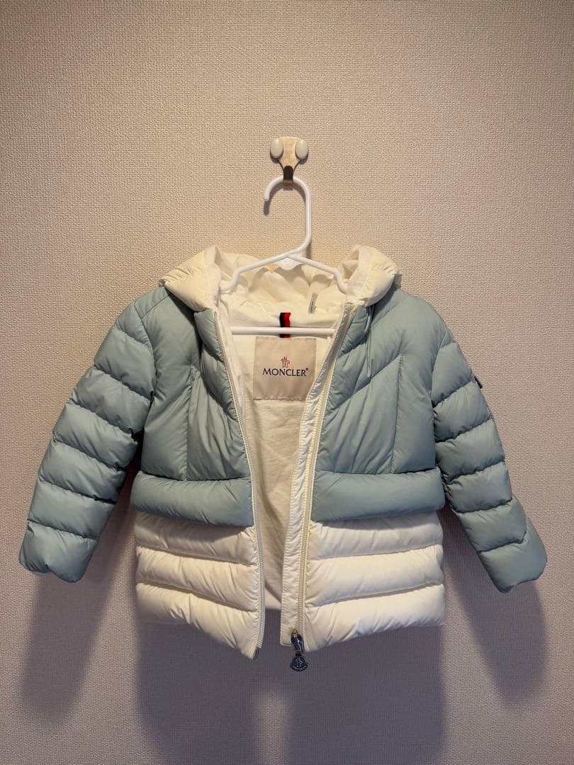 MONCLER 水色と白のダウンコート　サイズ85cm 美品