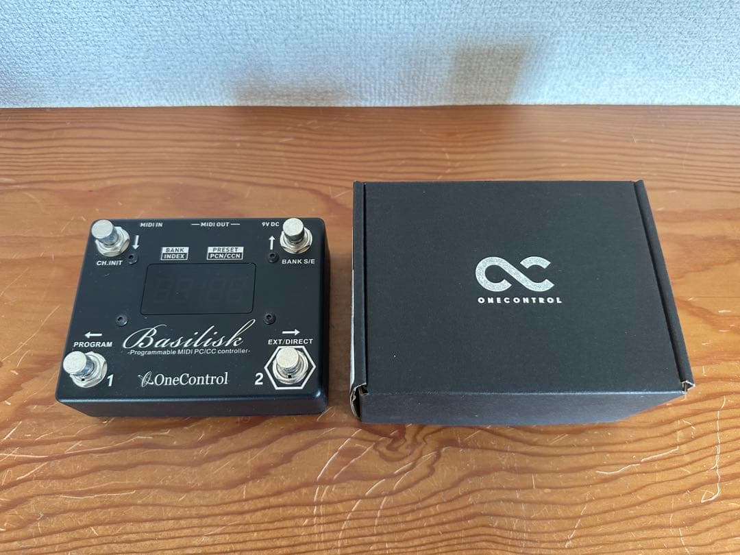 One Control Basilisk MIDIコントローラー