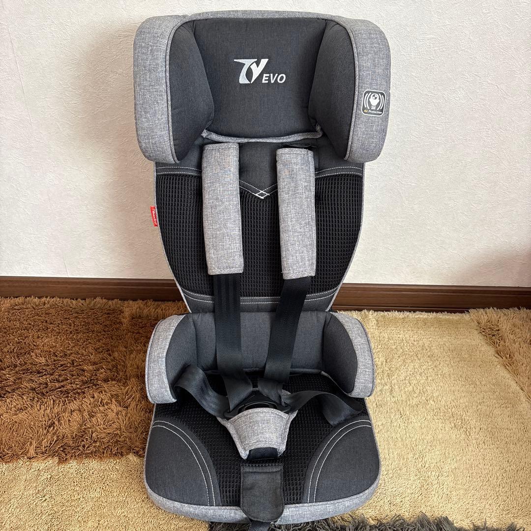 日本育児　トラベルベストEvo チャイルドシート