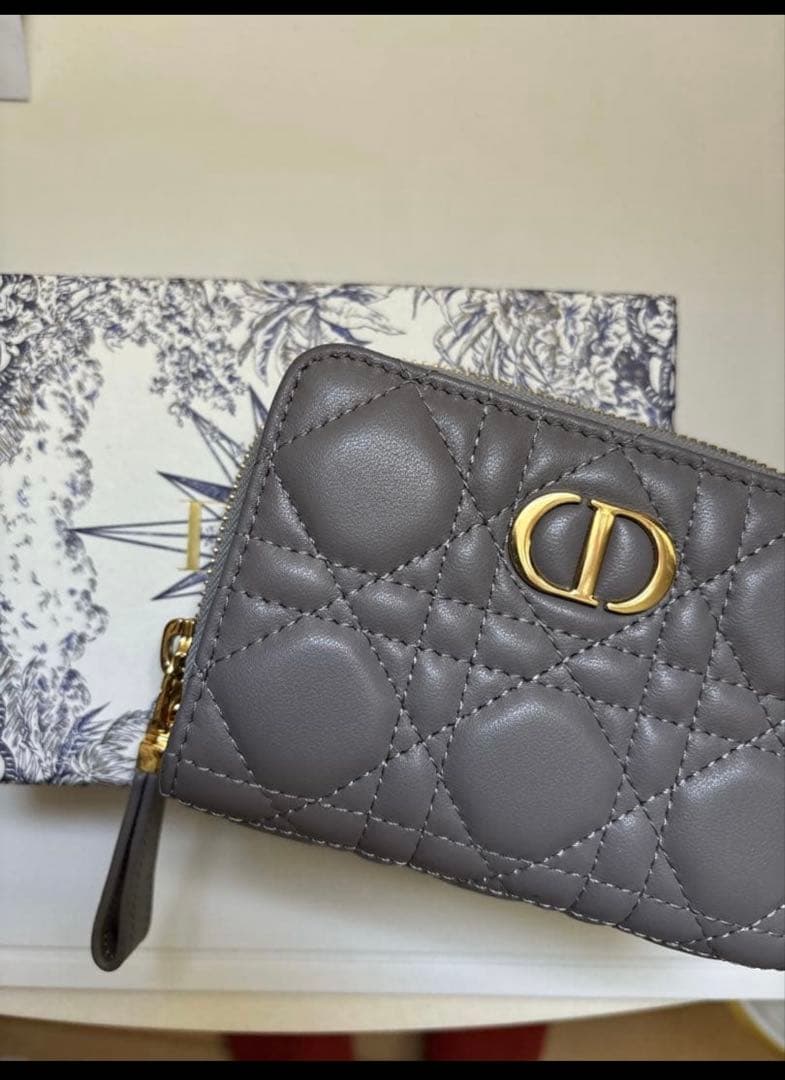 DIOR キルティング財布