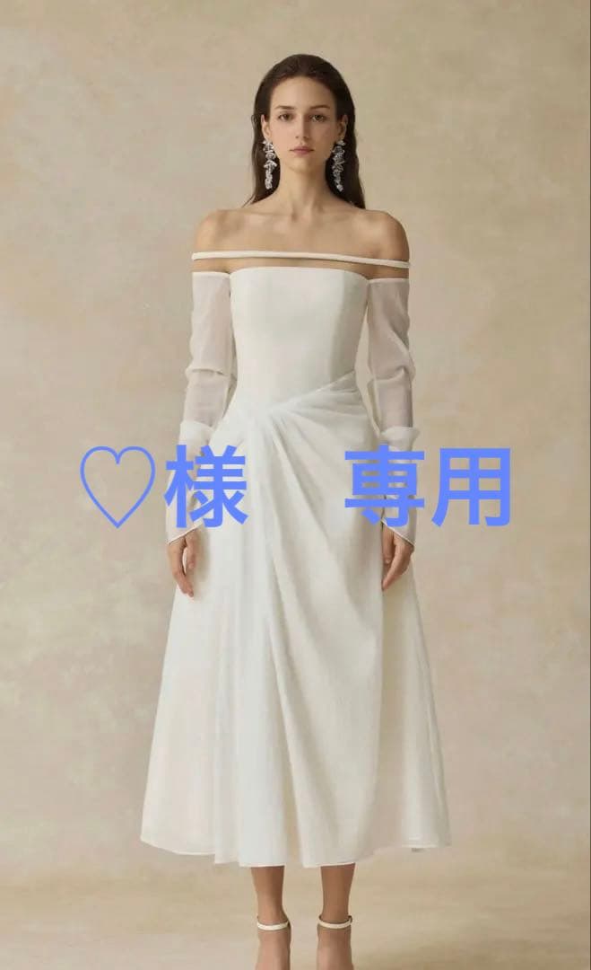 新品☆DeNio☆オフショルダーワンピース