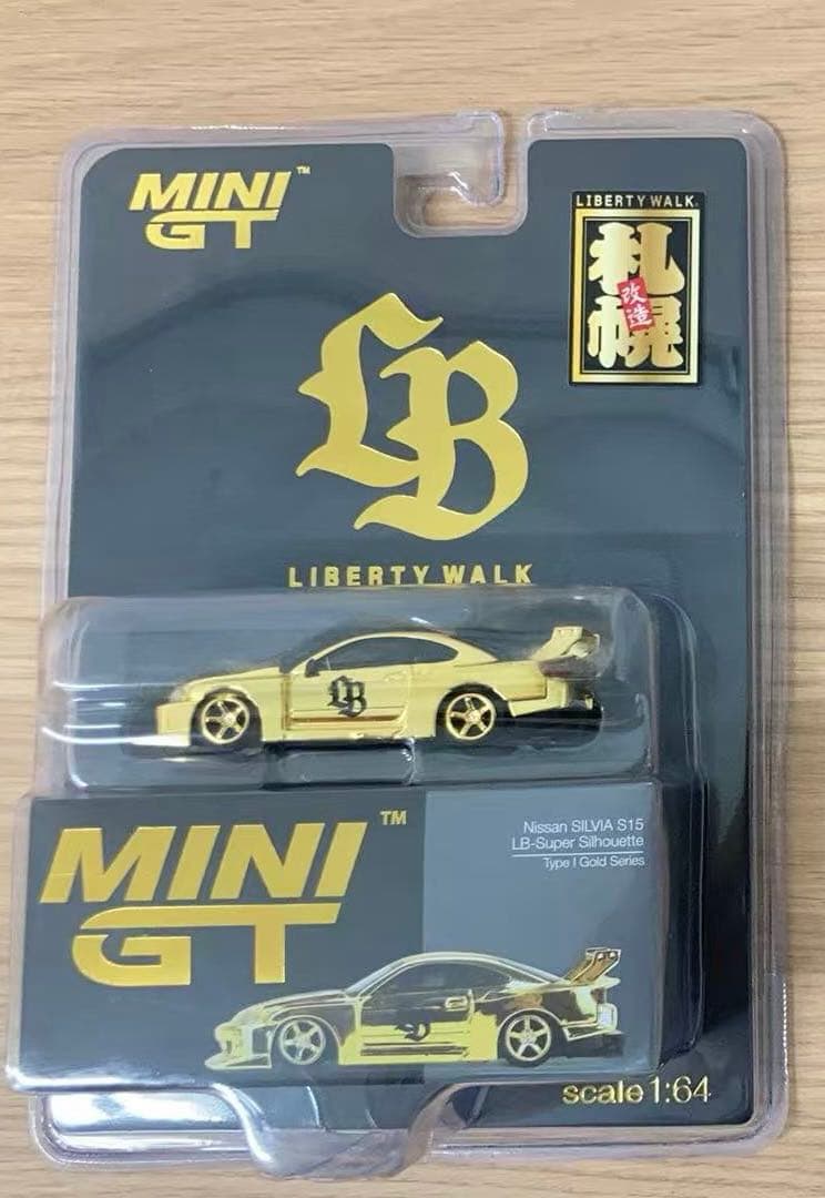 ミニカー MINI GT LIBERTYWALK S15 GOLD SAPPORO