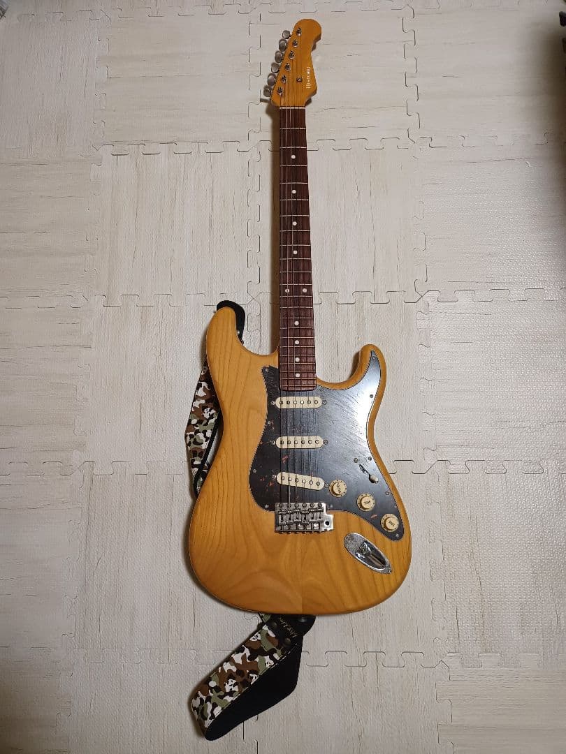 HISTORY ストラトキャスタータイプエレキギター