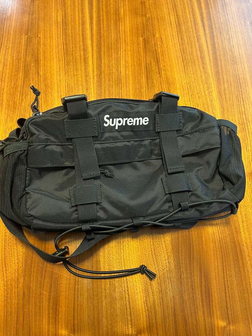 Supreme ブラック ショルダーバッグ