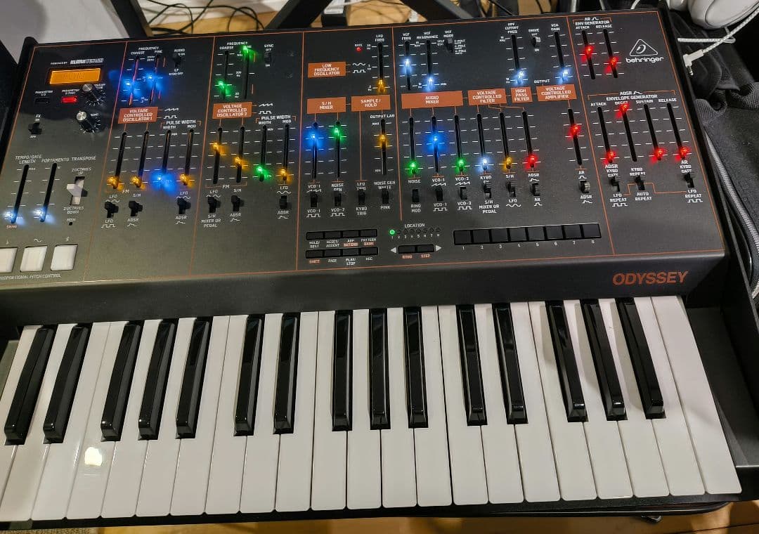 [美品]Behringer Odyssey (ベリンガー　シンセサイザー）
