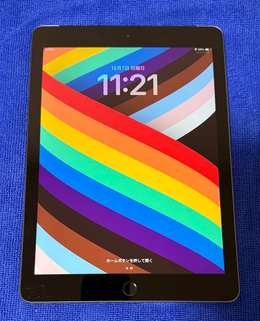 【値下げしました】iPad (第6世代) Cellular SIMフリー
